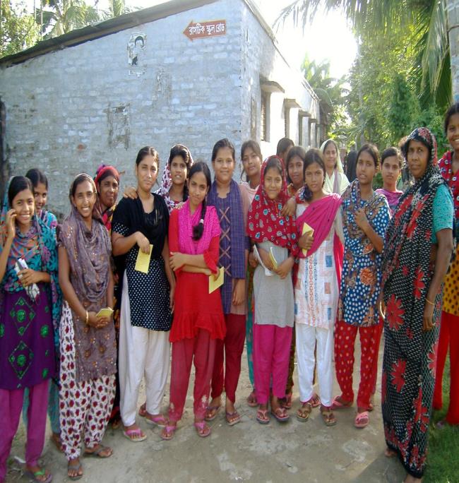 Youth ICT & Computer Literacy Training Lab